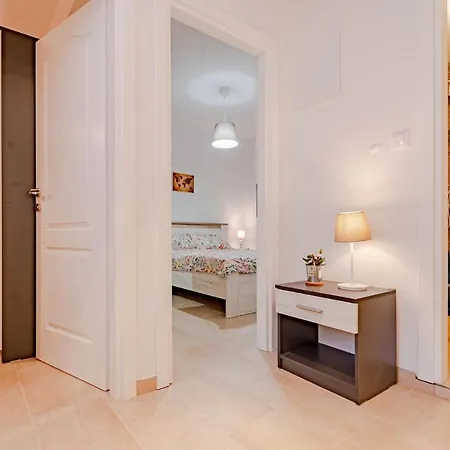 Beautiful In W/ Jacuzzi, Wifi And 2 Bedrooms * Orebić
